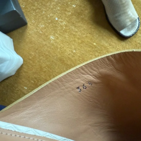 Dries Van Noten Cream & Dark Brown Croc-Embossed Mule Heels 6.5 36 1/2 - Picture 4 of 8